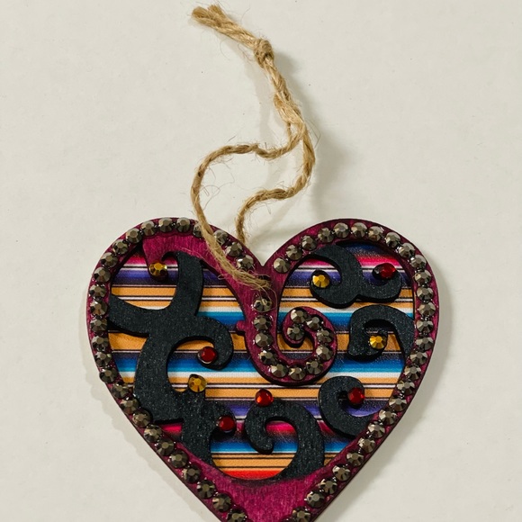 Heart wood Ornaments Handcrafted New set/4 - Picture 5 of 7